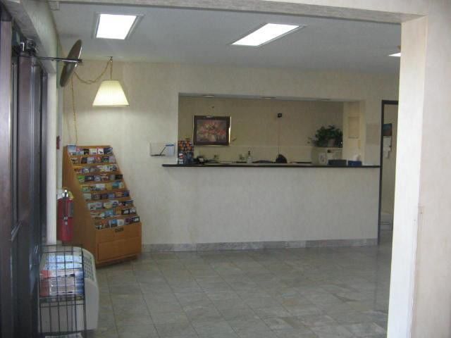 梅特罗波利斯i-24凯艺套房酒店 外观 照片